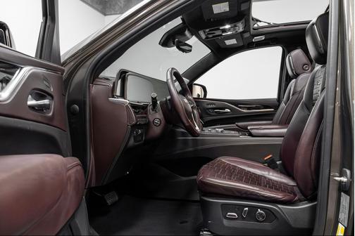 2021 Cadillac Escalade ESV Sport Platinum