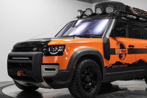 2022 Land Rover Defender 110 S