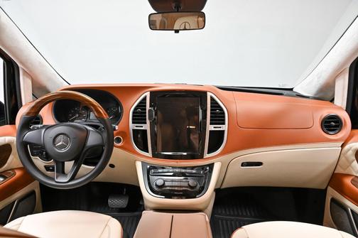 2020 Mercedes-Benz Metris Base