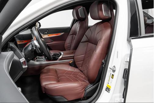 2023 BMW 760 i xDrive