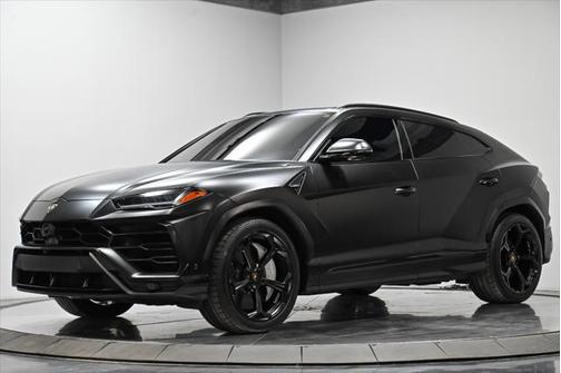 2019 Lamborghini Urus Base
