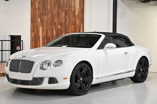 Glacier White Solid 2013 Bentley Continental GT Base
