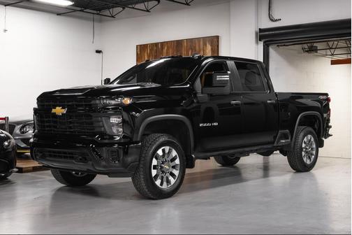 2024 Chevrolet Silverado 2500 Custom