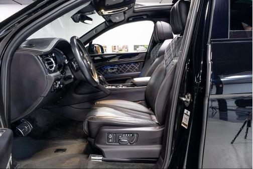 2021 Bentley Bentayga V8
