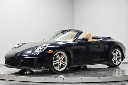 2017 Porsche 911 Carrera 4