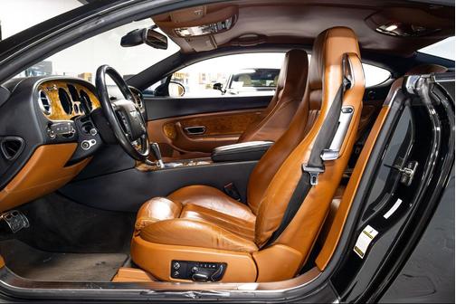 Diamond Black 2004 Bentley Continental GT Base