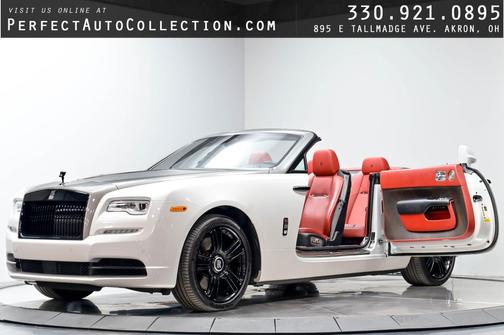 Commissioned Collection Arctic White / Jubilee Silver 2017 Rolls-Royce Dawn