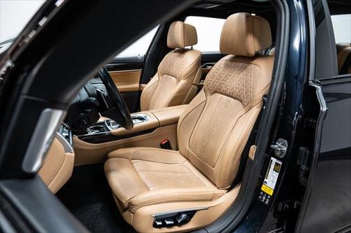 2016 BMW 750 i xDrive