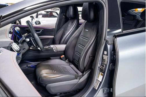 MANUFAKTUR Selenite Grey Magno Matte 2023 Mercedes-Benz AMG EQS 4MATIC+
