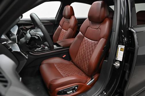 2022 Audi S8 4.0T
