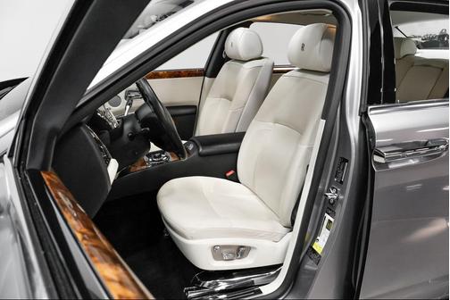2010 Rolls-Royce Ghost 4D Sedan