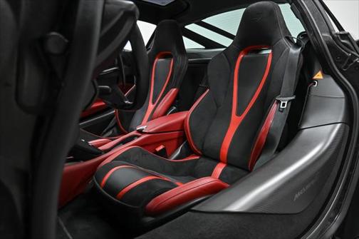 2018 McLaren 720S Base