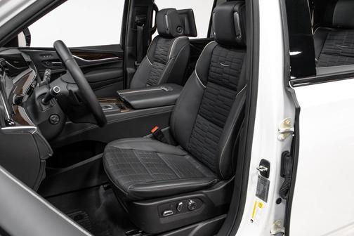 2022 Cadillac Escalade Sport Platinum