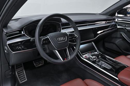 2022 Audi S8 4.0T