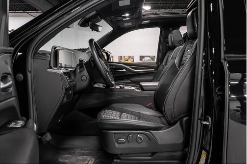 2022 Cadillac Escalade Sport