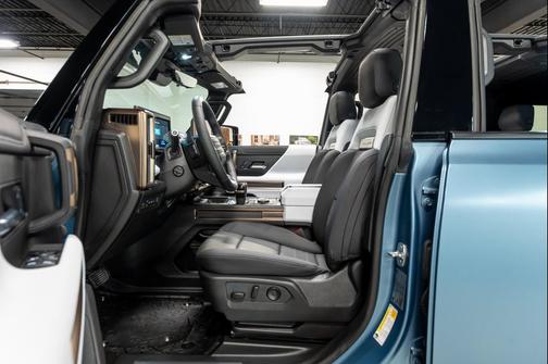 Neptune Blue Matte 2024 GMC HUMMER EV SUV 3X