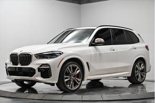 2021 BMW X5 M50i