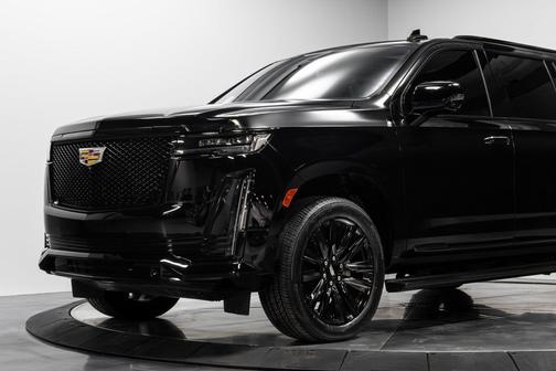 2023 Cadillac Escalade ESV Sport Platinum