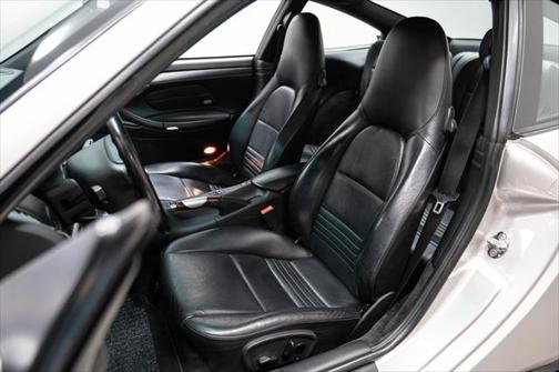 2001 Porsche 911 Carrera