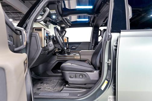 Moonshot Green Matte 2024 GMC HUMMER EV SUV 3X
