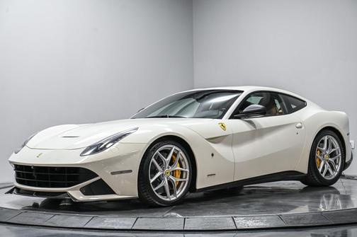2015 Ferrari F12berlinetta Base