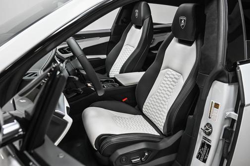 2020 Lamborghini Urus 4D Sport Utility