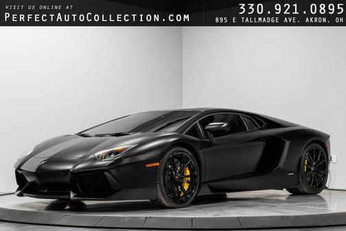 2014 Lamborghini Aventador LP700-4