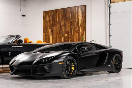 2014 Lamborghini Aventador LP700-4