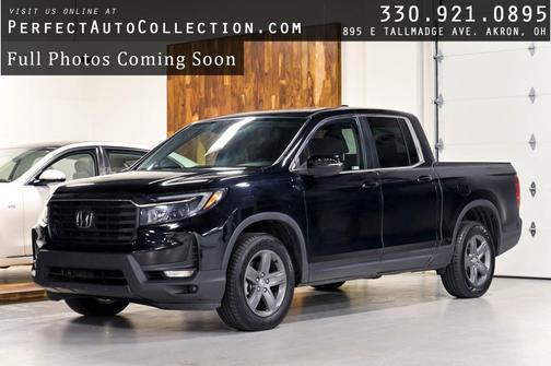 Crystal Black Pearl 2023 Honda Ridgeline RTL