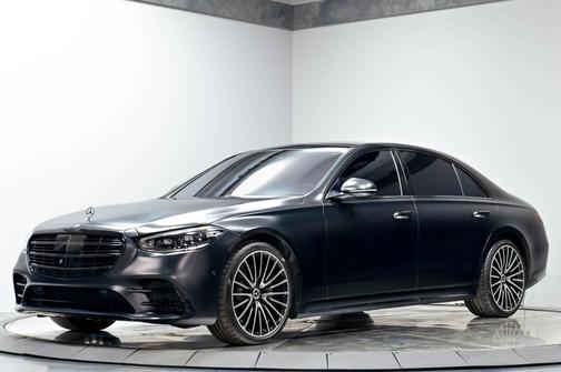 MANUFAKTUR Signature Night Black Magno 2022 Mercedes-Benz S-Class 4MATIC