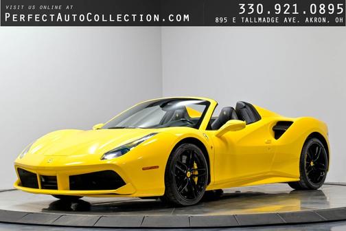 Giallo Modena 2017 Ferrari 488 Spider Base