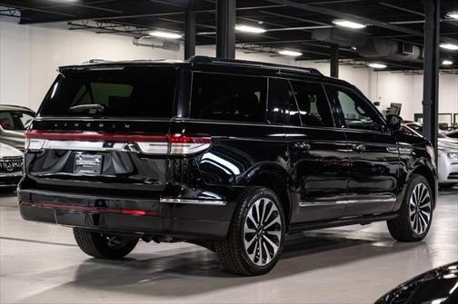 2023 Lincoln Navigator Reserve