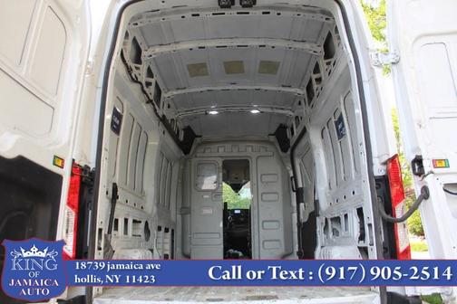 2022 Ford Transit-250 Base
