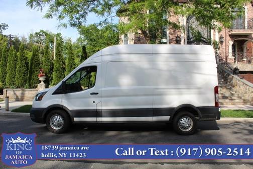 2022 Ford Transit-250 Base