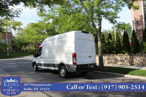 2022 Ford Transit-250 Base
