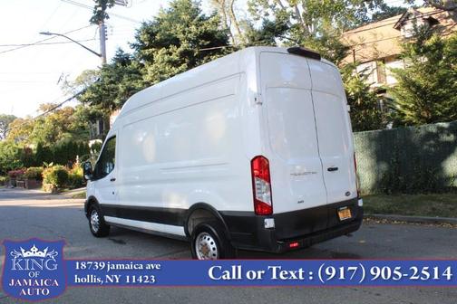 2022 Ford Transit-250 Base