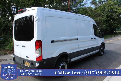 2024 Ford Transit-250 148 WB Medium Roof Cargo