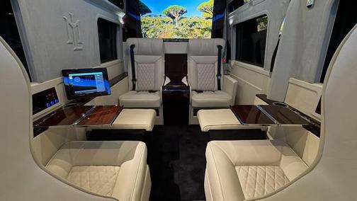 Jet Black 2025 Mercedes-Benz Sprinter 2500