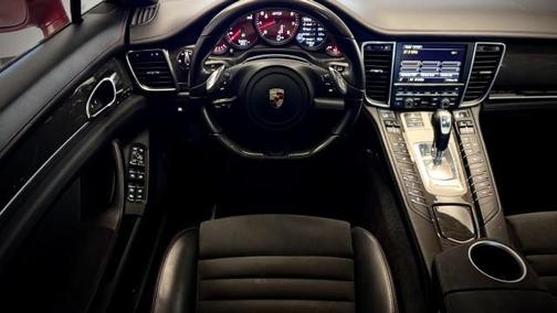 2015 Porsche Panamera GTS