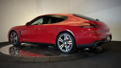 2015 Porsche Panamera GTS