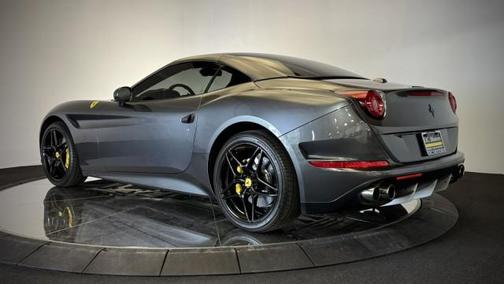 2015 Ferrari California T