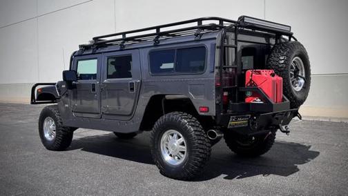 2003 Hummer H1 Enclosed