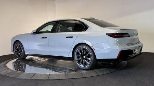 2025 BMW i7 eDrive50