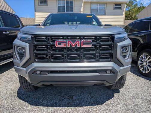 Sterling 2023 GMC Canyon Elevation