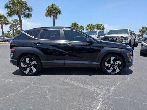 Abyss Black Pearl 2024 Hyundai KONA Limited