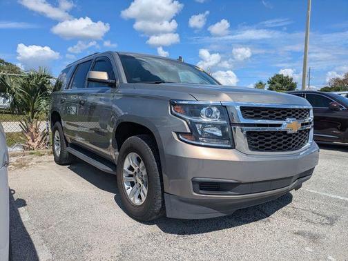 Pepperdust Metallic 2017 Chevrolet Tahoe LT