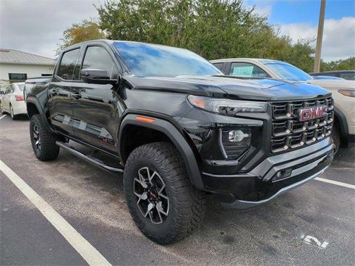 2024 GMC Canyon AT4X