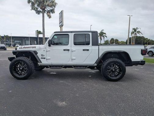 Bright White Clearcoat 2021 Jeep Gladiator Sport