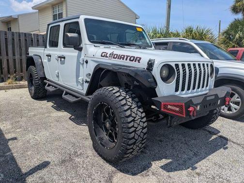 Bright White Clearcoat 2021 Jeep Gladiator Sport