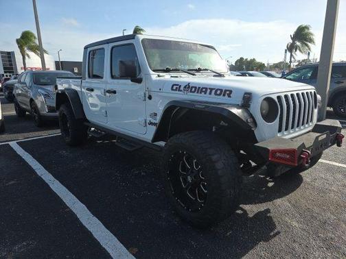 Bright White Clearcoat 2021 Jeep Gladiator Sport